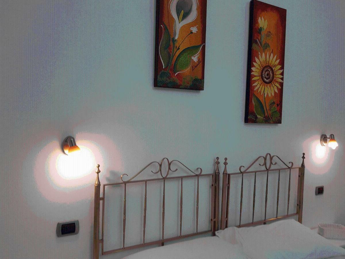 Rooms2Rent Реджо ди Калабрия Екстериор снимка