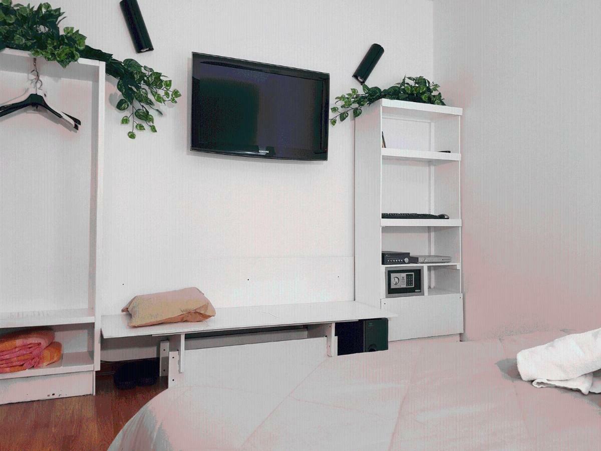 Rooms2Rent Реджо ди Калабрия Екстериор снимка