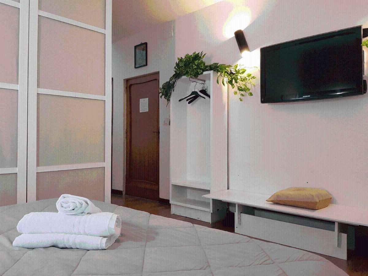 Rooms2Rent Реджо ди Калабрия Екстериор снимка