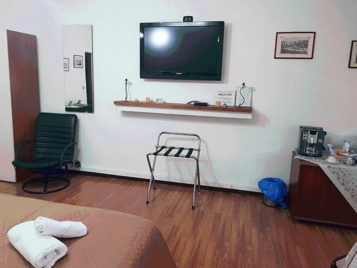 Rooms2Rent Реджо ди Калабрия Екстериор снимка