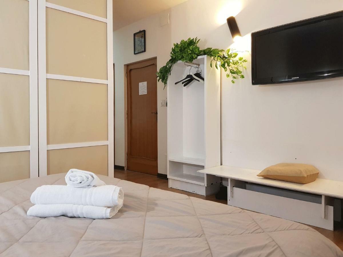 Rooms2Rent Реджо ди Калабрия Екстериор снимка