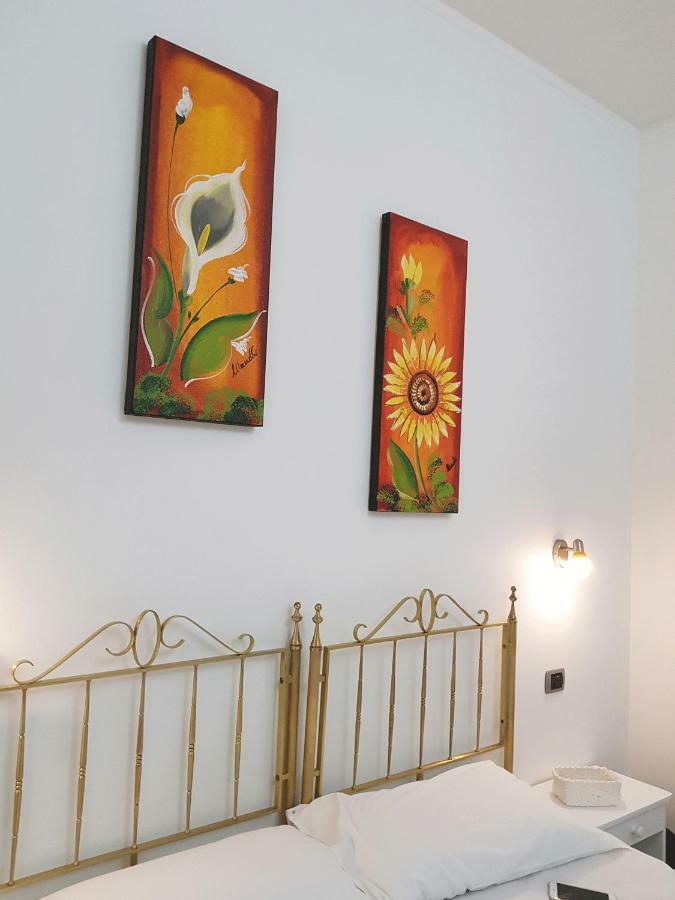 Rooms2Rent Реджо ди Калабрия Екстериор снимка